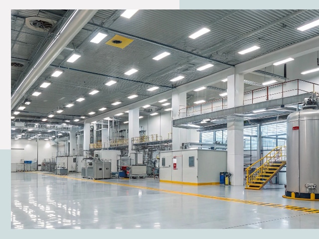 Освещение ангаров в Улане-Удэ от 615 руб. - Эффективные решения